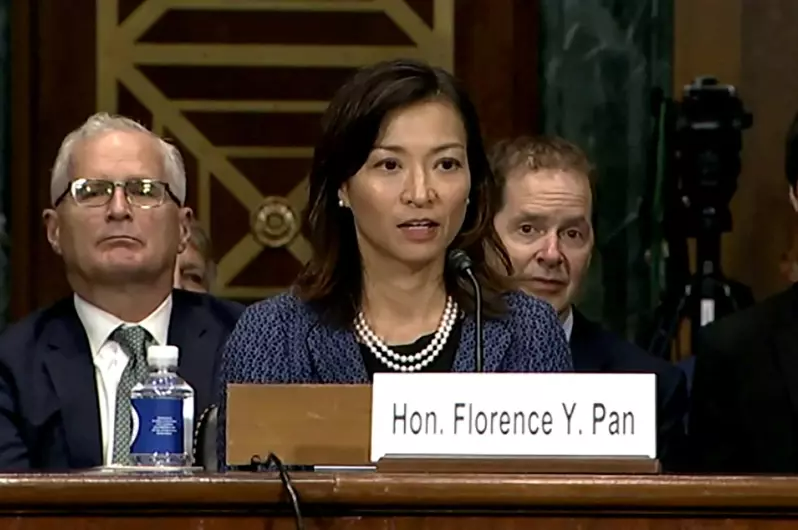 美国联邦首位华裔女法官潘愉上任!未来或进最高法