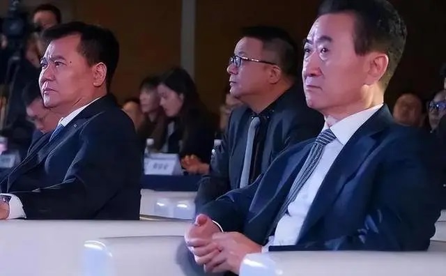 王健林和张近东